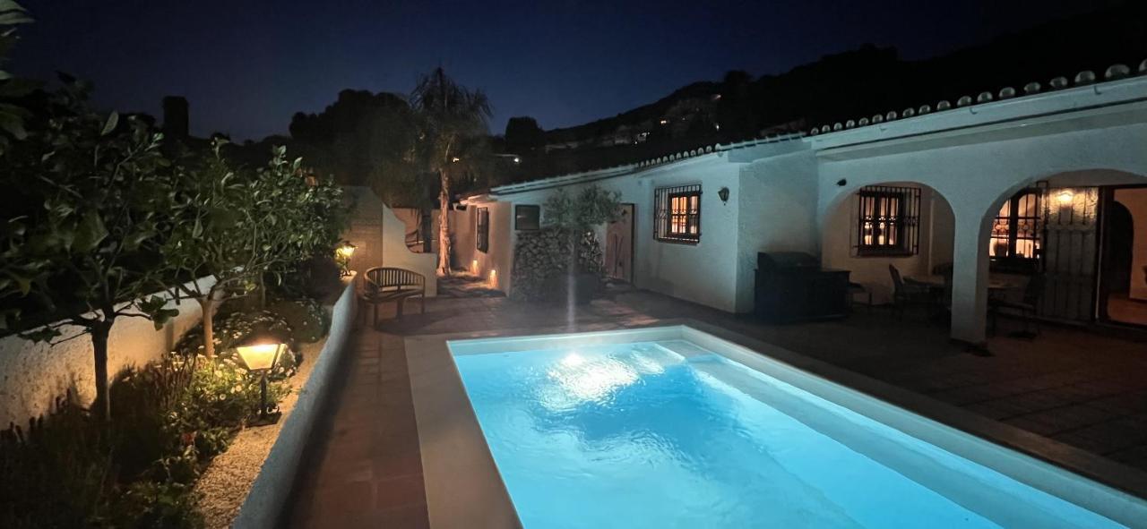 Romantic White Villa -Private Pool Nerja Eksteriør billede